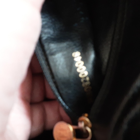 Fendi zucca crossbody or shoulder bag with detachable and adjustable strap. - Picture 13 of 16